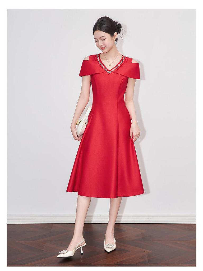 Элегантное французское летнее вечернее платье с V-образным вырезом, открывающее плечи - Дизайн «легкая роскошь», расшитый стразами, облегающий талию