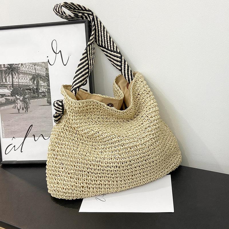 Big Capacity Straw Beach Bag Vintage Handmade Woven Shoulder Bag Raffia Rattan Handbag Bohemian Summer Vacation Crossbody Bags