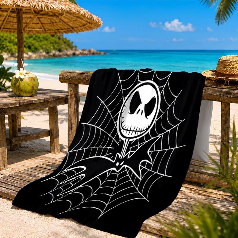 Skull Jack Artwork Printed Microfiber Beach Towel, Soft And Absorbent, Quick-Dry, Ideal for Summer Travel, Beach Essential, Swimming Pool