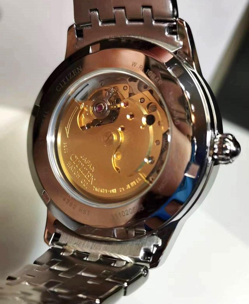 Citizen Механические часы из сапфирового стекла из нержавеющей стали, произведенные в Японии, NH8320-50E