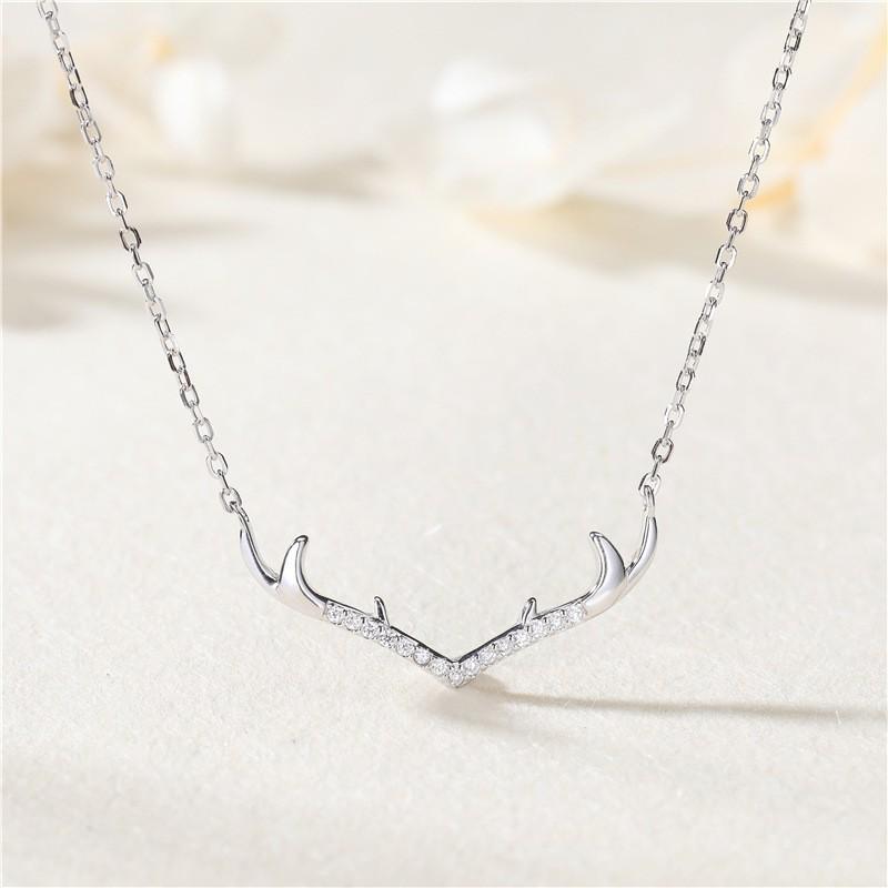 Yilu You Ожерелье для женщин Подвеска в виде маленьких лосиных рогов Цепочка для ключиц Источник