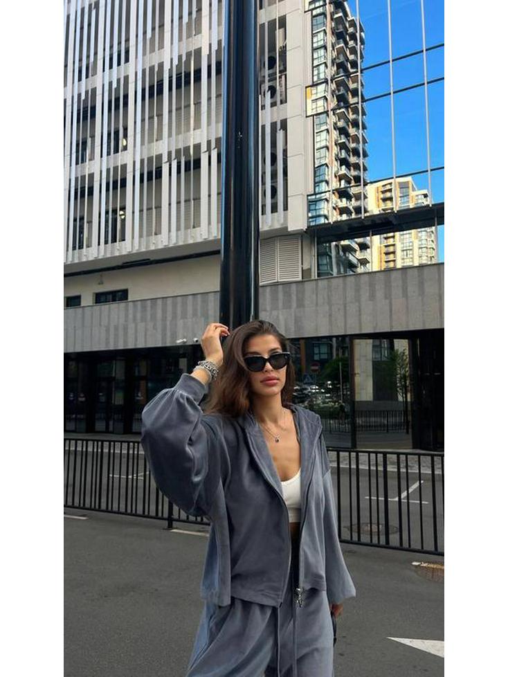 25-я годовщина Ранняя осень Мода Золотой бархат Молния Кулиска Повседневный комплект для женщин