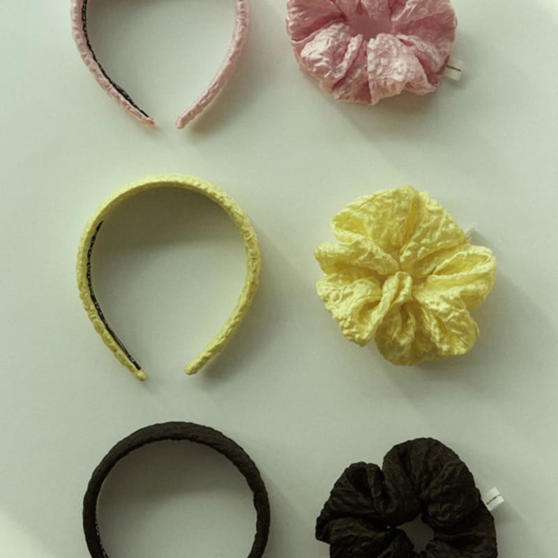 Повязка на голову Elizabeth Moments с черным жаккардовым узором