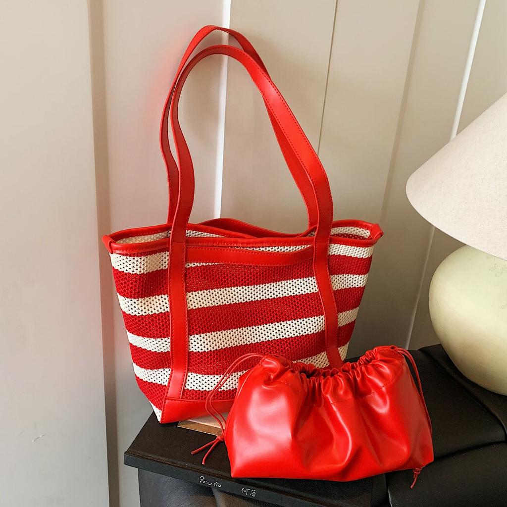 2025 new straw tote bag black and white striped holiday women's bag large capacity beach bag woven portable shoulder bag