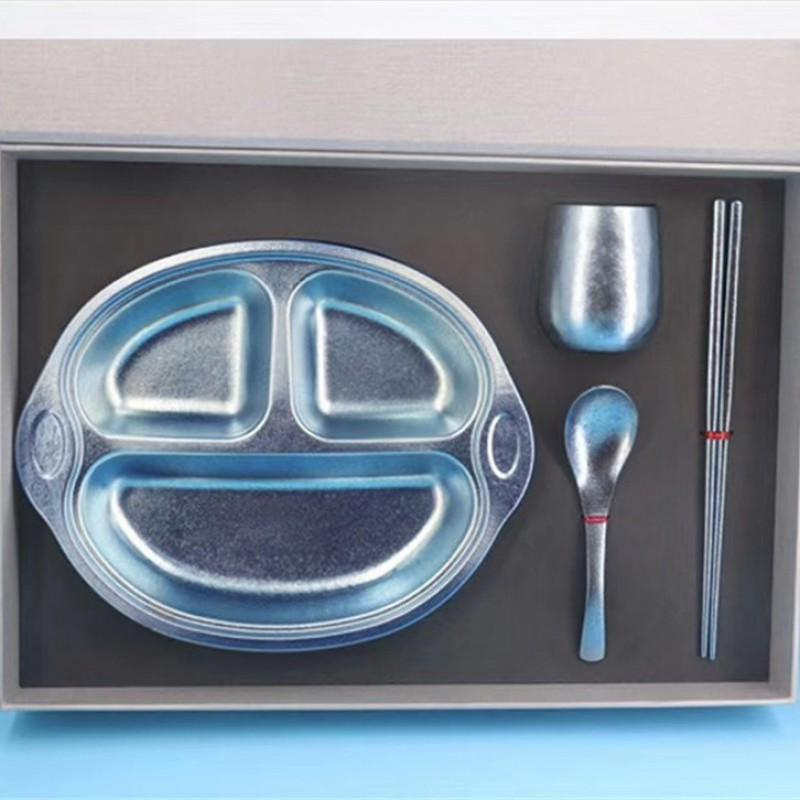 Pure Titanium Kids Dinner Plate Double Layer Heat Resistant Anti Bacterial Food Grade Cartoon Design Toddler Meals