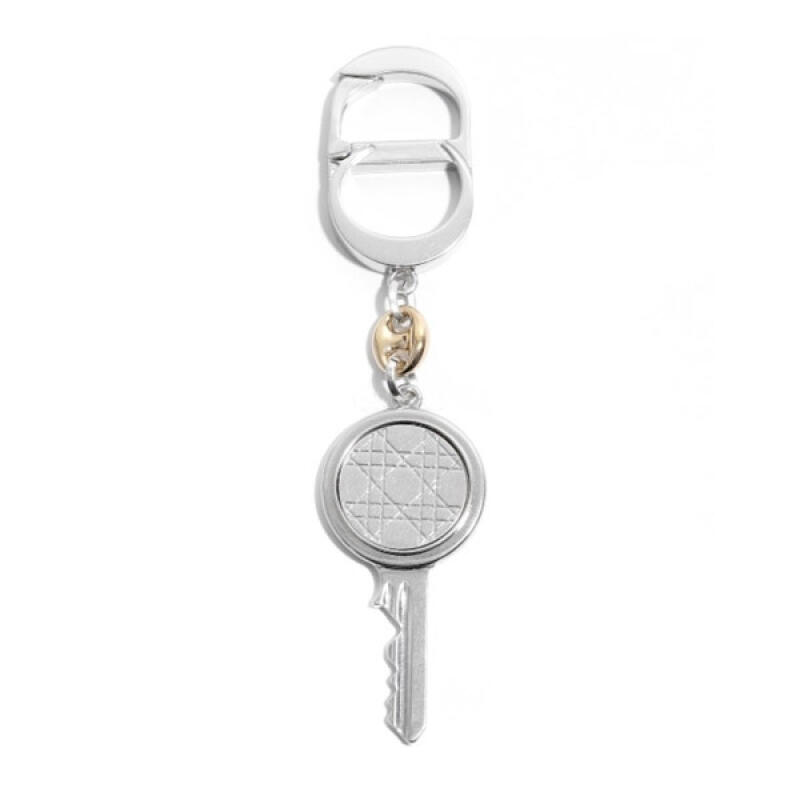 Dior Брелок V1370HOMMT 012