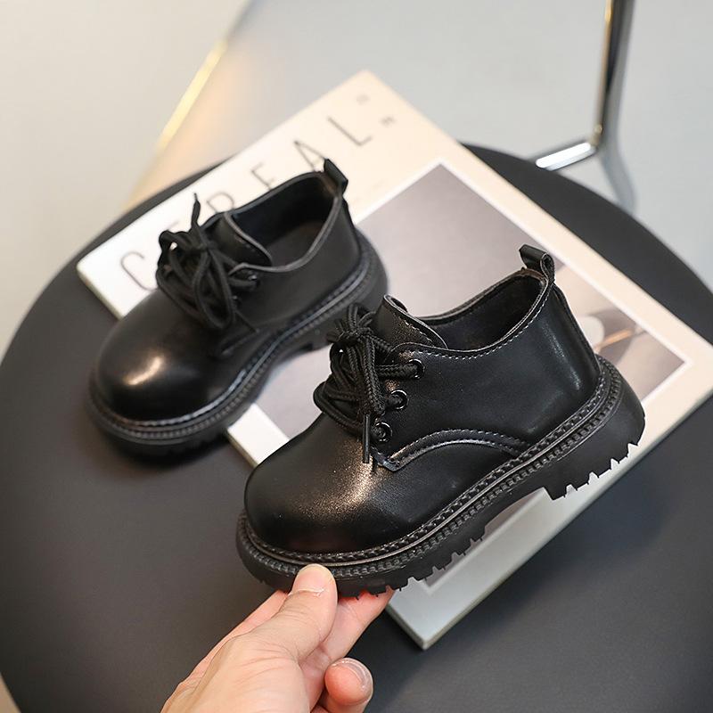 2024 Обувь для школы для девочек, униформа, британская мода для мальчиков, детская мода, повседневные мокасины с круглым носком, нескользящая детская обувь