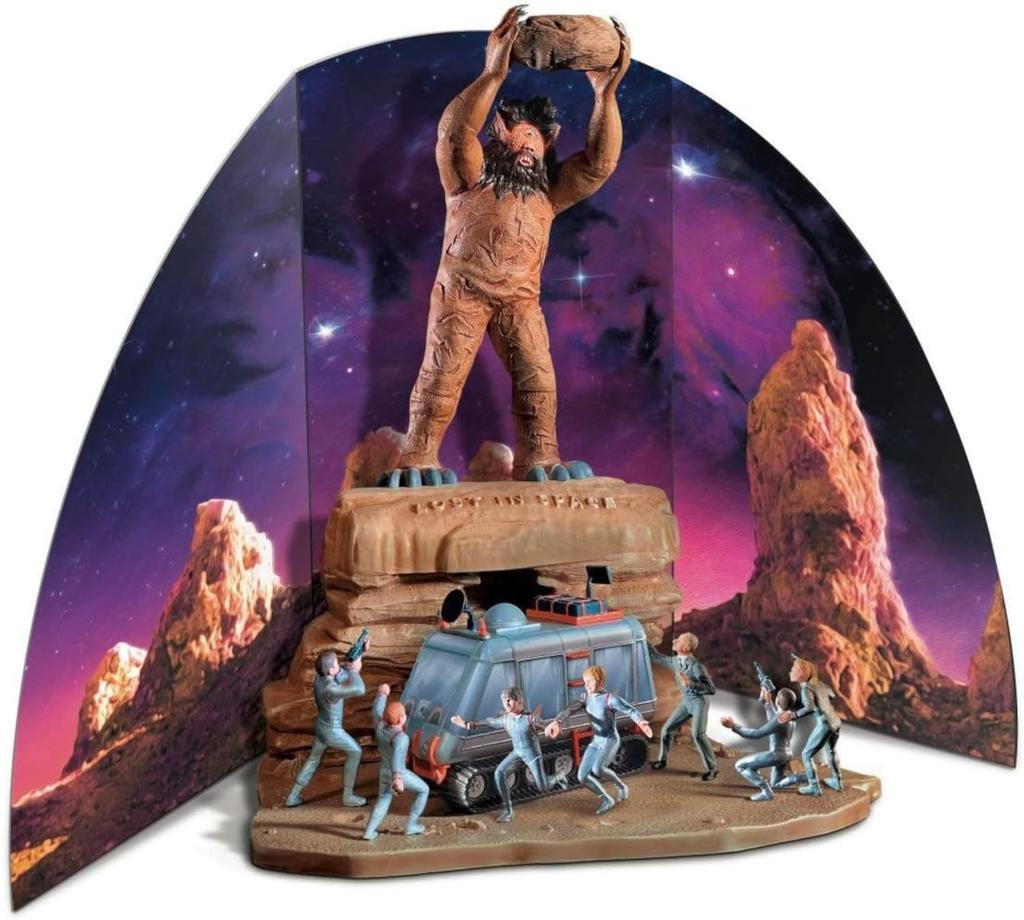 Platts Doll Hobby Space Family Robinson Planet of the Giants Giant Cyclops Chariot Scale Plastic Model DH1420 & One-Eyed & 1/48 & 1/35 (Scenery)