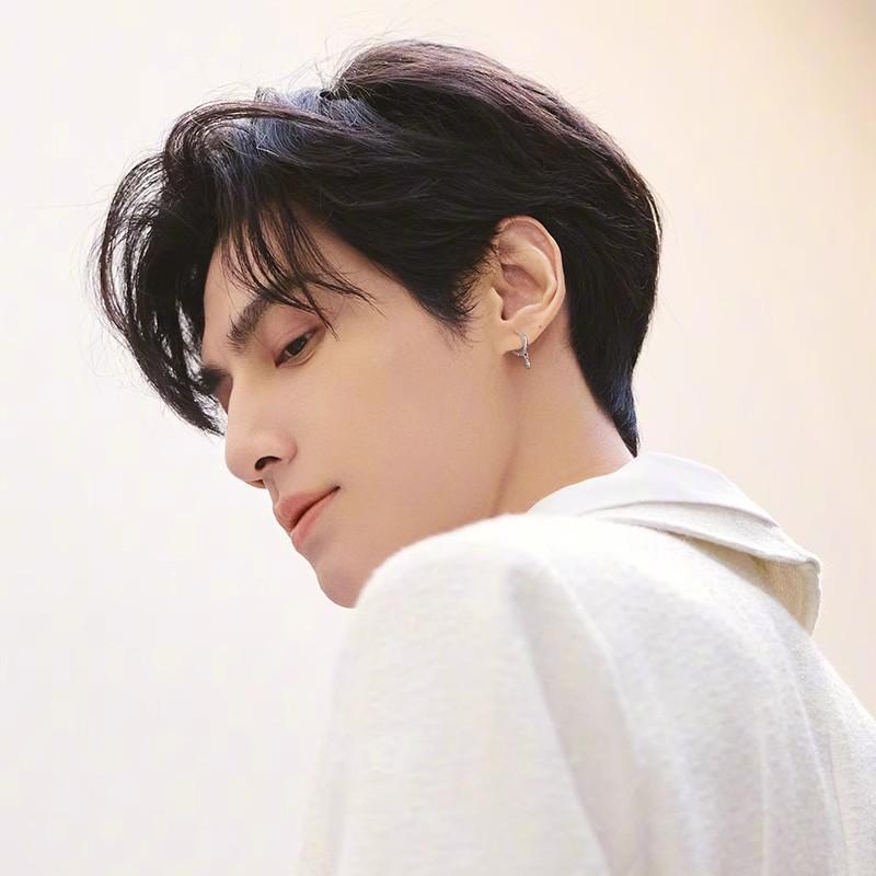 ANENJERY Гладкие геометрические серьги-звезды для нейтрального атмосферного высококачественного простого модного универсального ювелирного подарка