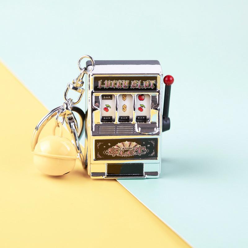 Креативный брелок-игрушка Капибара Фруктовая Лотерея: Мини-игра «Модели украшений»