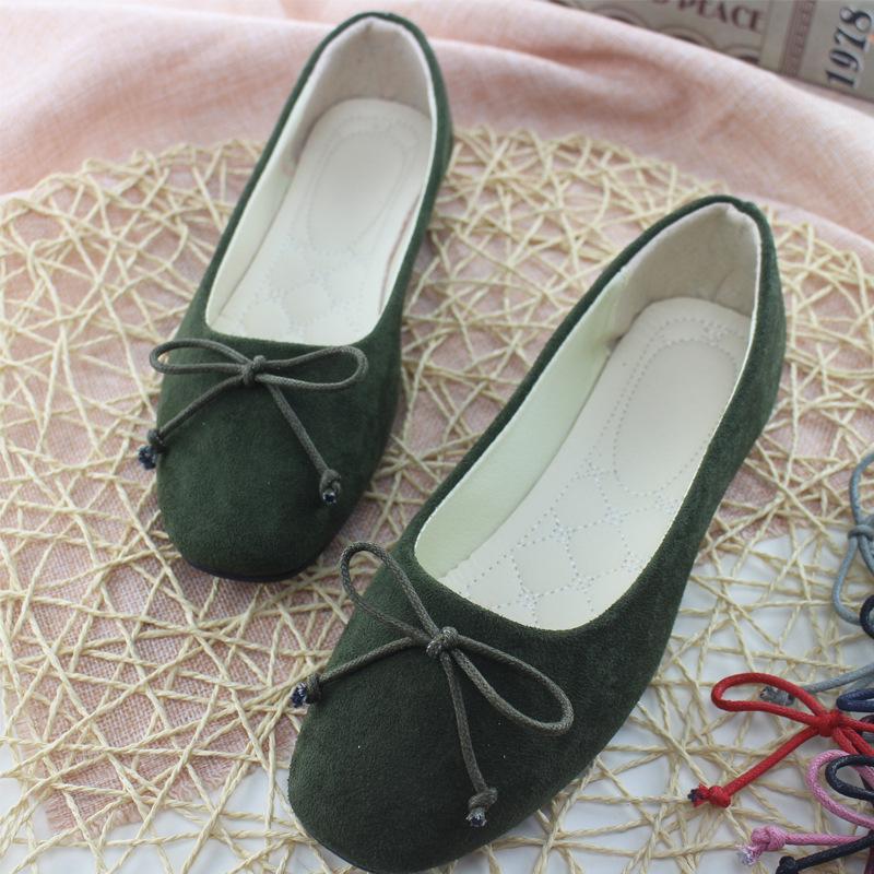 Женские однотонные удобные повседневные туфли без шнуровки большого размера на плоской мелкой подошве для девочек