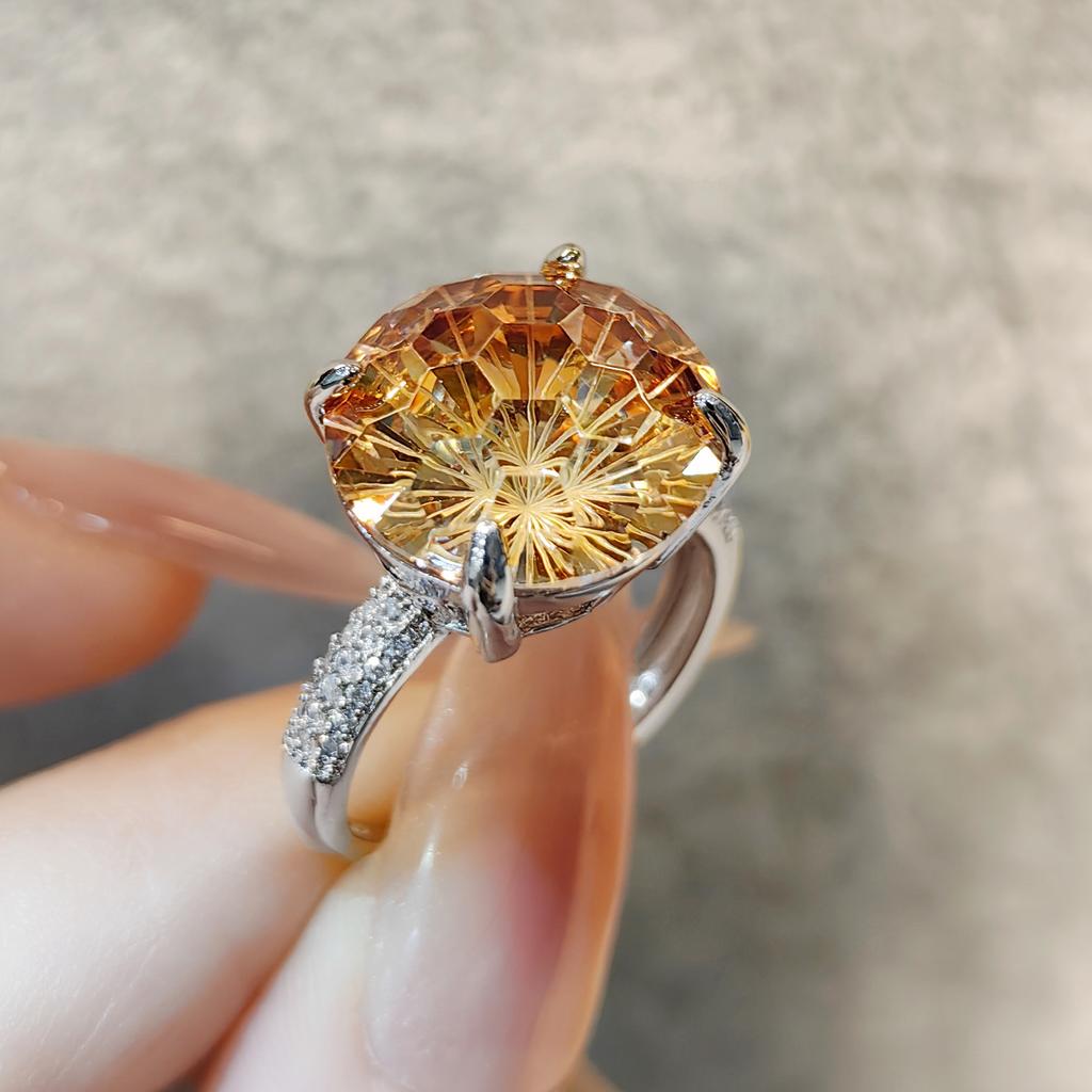 Super Sparkling Imitation Natural Green Zircon Ring with Exaggerated Large Particle Champagne Colored Opening Ring