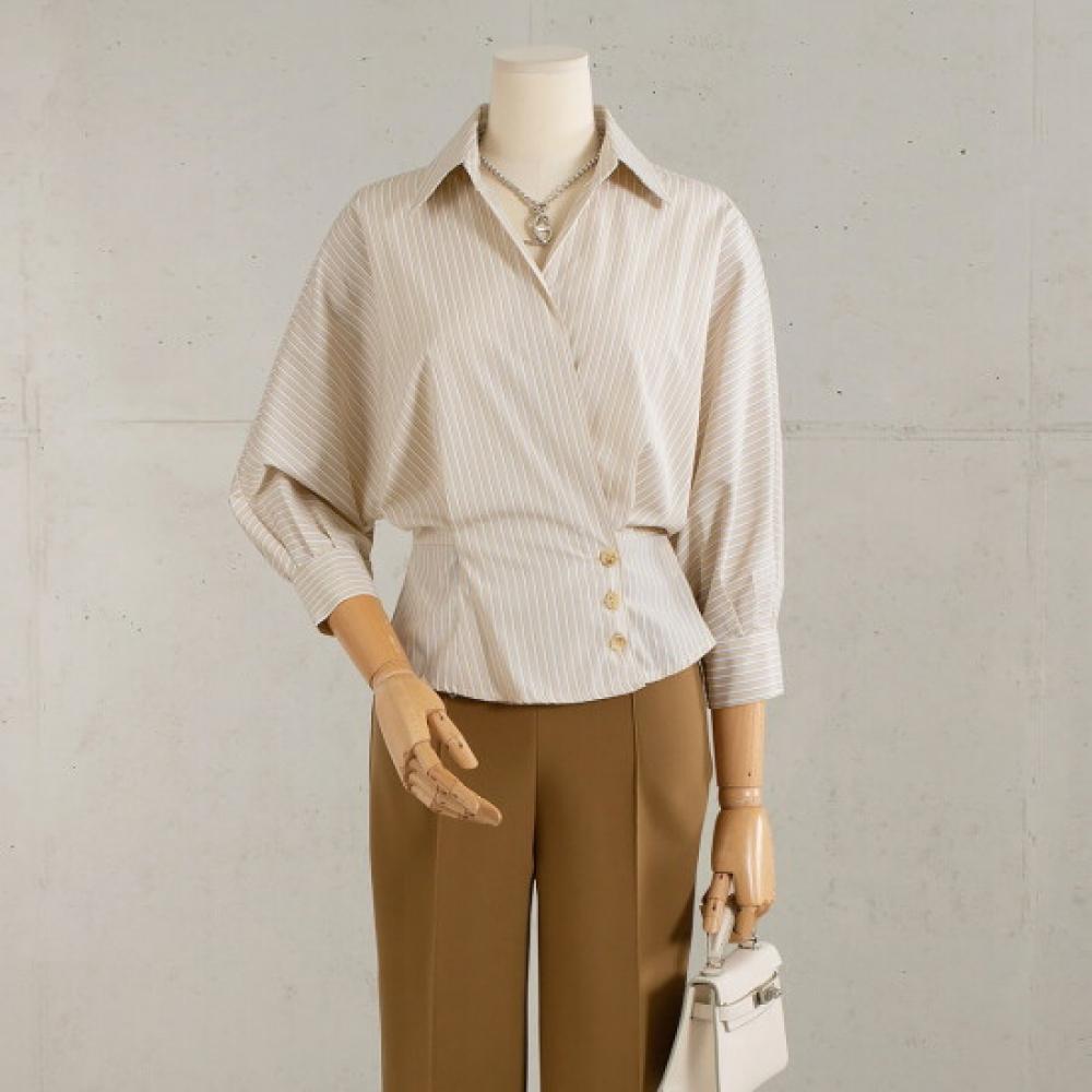 Win Modern Pattern Dolman Wrap Blouse