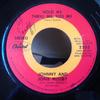 7inch Record JOHNNY & JONIE MOSBY, JAMES BURTON' - Hold Me, Thrill Me, Kiss Me / Compa 2505 CAPITOL 1969 US Country/Folk Used
