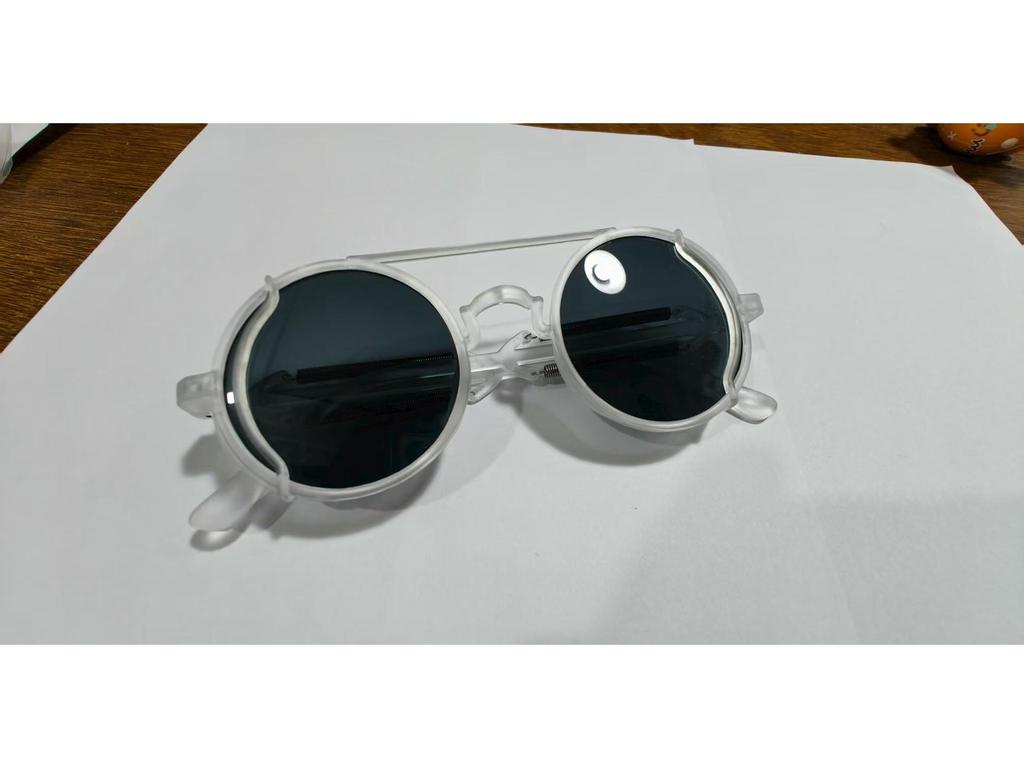 Солнцезащитные очки в круглой оправе с двойным лучом в европейской и американской оправе и цветными пружинными ножками