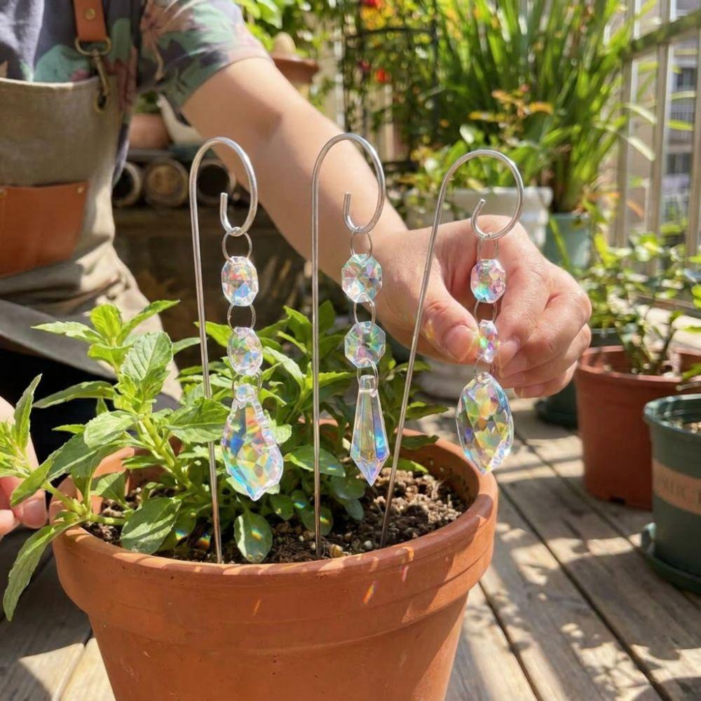 Colorful Crystal Prisms Suncatchers Reflective Handmade Garden Suncatcher Metal Stake with Hook Exquisite