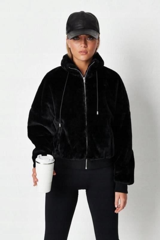 Kurtka Czarna Dla Niskich Missguided 38 P0/Tx3*