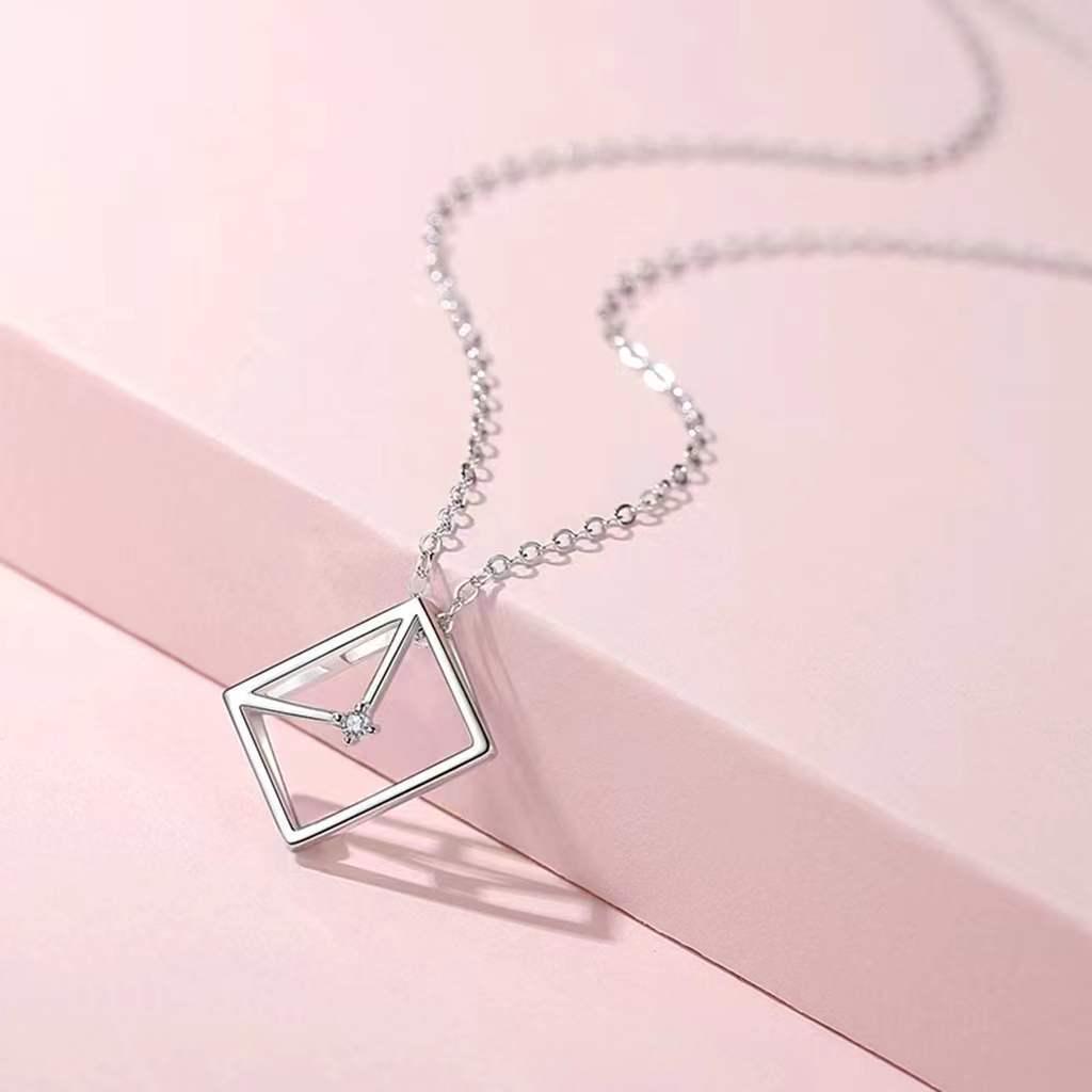 Серебряное ожерелье-конверт Beixi S925: Женская простая, универсальная цепочка на ключицы с уникальным дизайном