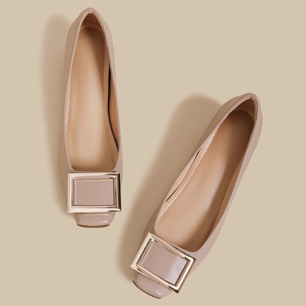 Французские женские туфли-лодочки 2025 летние новые вечерний стиль квадратная пряжка ретро темперамент плоская подошва большой размер увеличение роста туфли Мэри Джейн