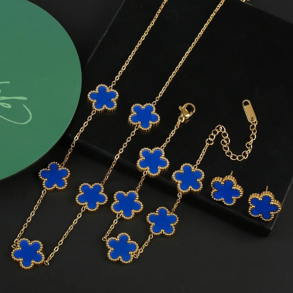Hot Sale 3Pcs Stainless Steel 18k Gold-Plated Five-Leaf Flower Necklace Earrings Bracelet Zircon Set For Woman Zircon Clover