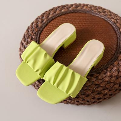 Мода 2024 Лето Новые Сексуальные Квадратные Головы Плиссированные Простые Универсальные Большие Тапочки для Женщин Удобные Высокие Каблуки для Женщин