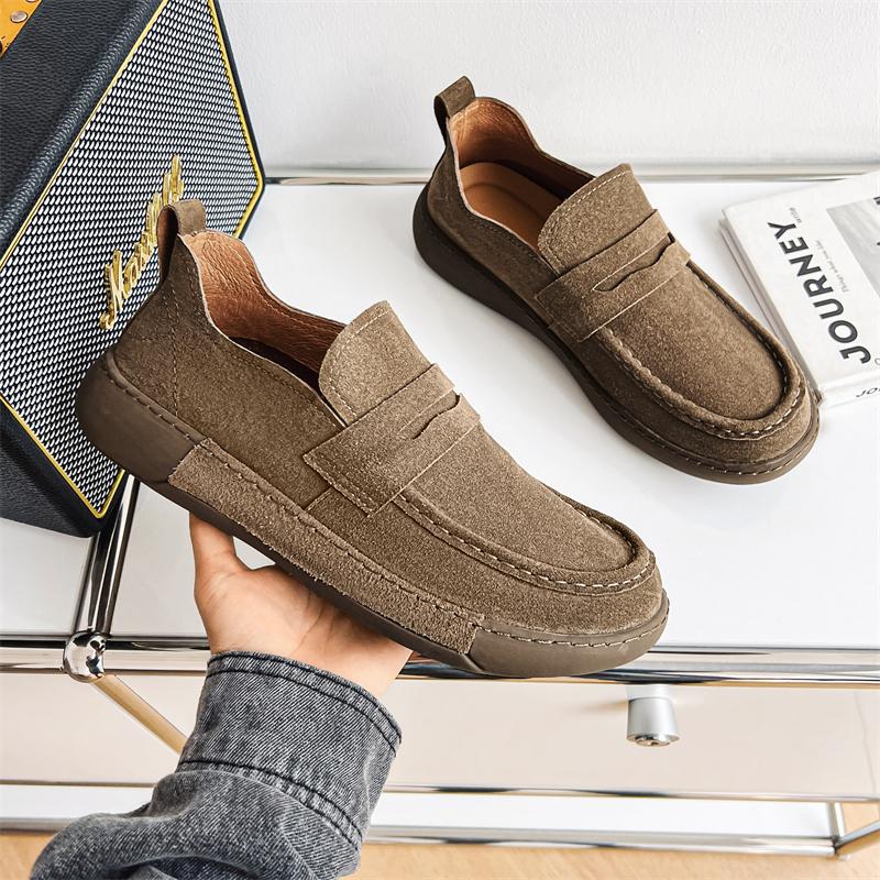 Замшевые кожаные мужские туфли, легкие мужские лоферы, люксовые брендовые мужские туфли без застежек, модный стиль, для отдыха, прогулки, мокасины на плоской подошве