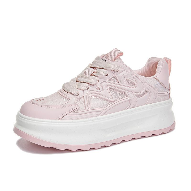 Кожаные маленькие белые туфли женские 2025 лето новые дышащие сетчатые спортивные кеды повседневные универсальные с толстой подошвой увеличивающие рост женская обувь