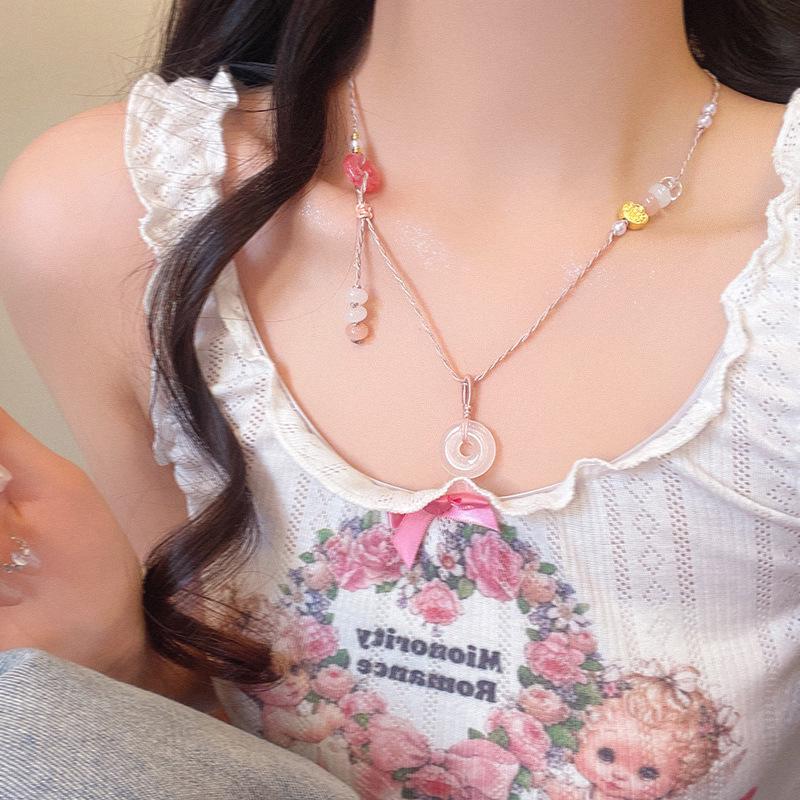 Retro Chinese Tassel Necklace: Unique Ethnic Style Women's High-End Clavicle Chain.