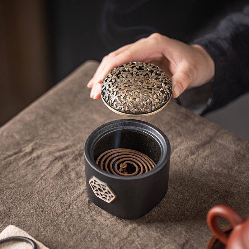 Incense burner home indoor retro ceramic aromatherapy stove incense base sandalwood incense burner agarwood plate incense burner