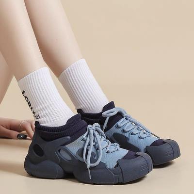 Женская обувь – Кроссовки