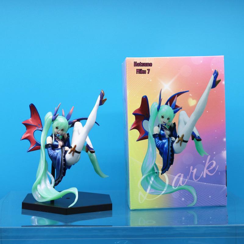 Hatsune Princess Sakura Warrior 2D Figure – Cherry Blossom Car & Desktop Ornament