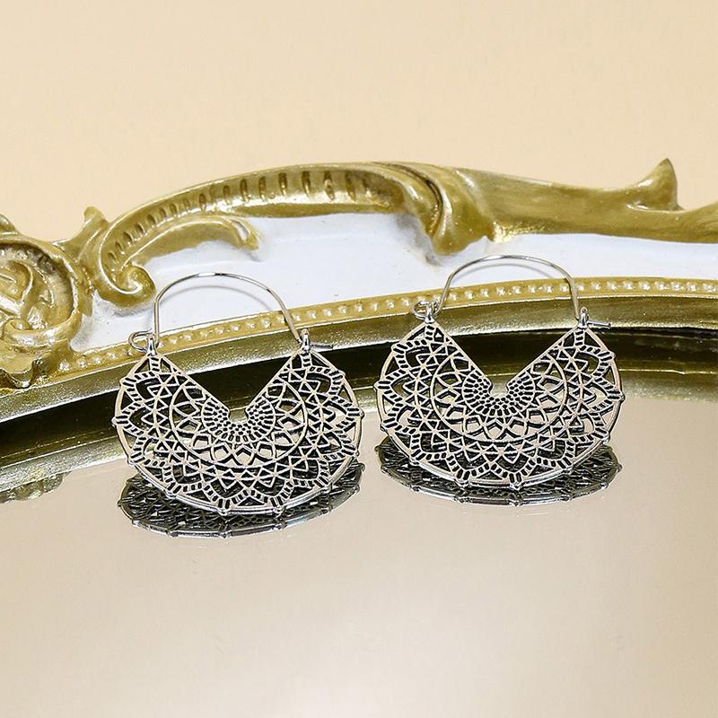 Винтажные Серьги-подвески Для Женщин Этнические Цыганские Геометрические Полые Резные Цветок Лист Украшения Античный Серебристый Цвет Модные Серьги