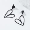 Modern Black Heart Pendant Earrings Vintage Modern Jewelry Lightweight Alloy Earwear Accessory for Fashion Enthusiasts