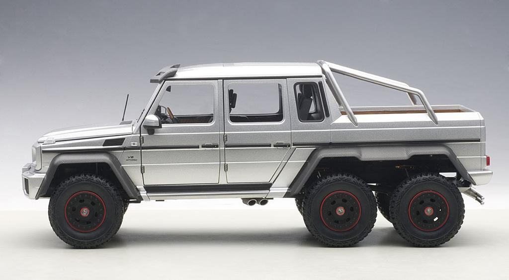 AUTOart Scale G63 AMG 6X6 1/18 Mercedes-Benz (Silver)