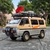 1:24 Мицубиси Делика Внедорожный MPV Литая Металлическая Модель Автомобиля DIY Дизайн Детская Игрушечная Машинка Подарок на День Рождения Для Ребенка Мальчика