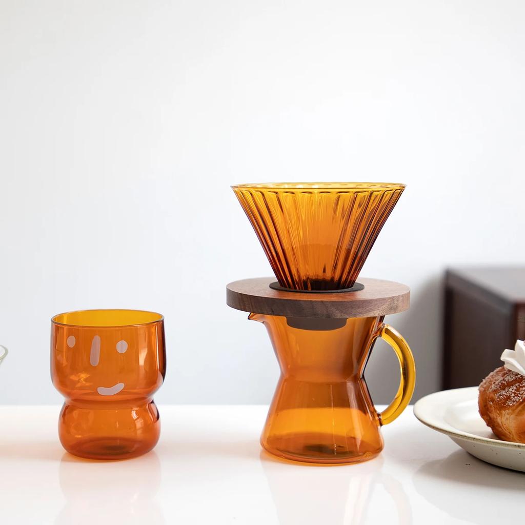 Amber Glass Milk Jug with Handle Small Milk Bottle Heat-resistant Glass Coffee Cup Brew Coffee Sharing Pot