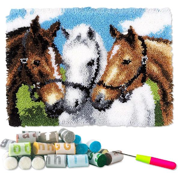 DL-YTG Наборы для ковровой вышивки крючком с защелкой Ковер Три лошади Пряжа для вязания крючком Подушка Цветная Предварительно напечатанная Канва Чехол Ковер Рукоделие Сделай сам Набор с крючком и защелкой Домашнее украшение