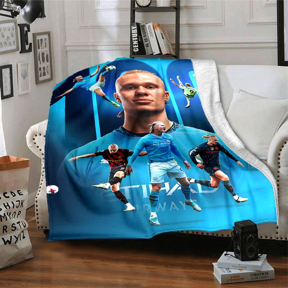 Football Player Celebration Blanket Ultra-Soft Perfect for Couch Bedding Bed for All Seasons Stylish Decor Ideal Gift For Birthday Valentine'S Day
