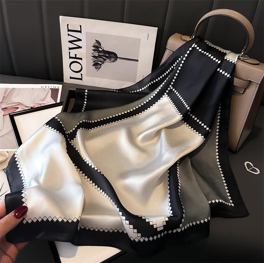 Summer 70Cm Print Square Scarf Checkered Thin Versatile Neckerchief Hair Tie Headscarf Women Wraps Hijabs Luxury Bufandas Poncho