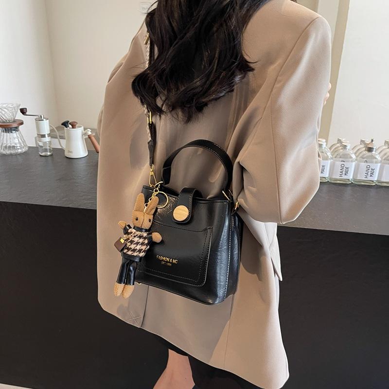 Bag Women's 2025 New Bucket Bag Brown Design Texture Women's Broadband Shoulder Messenger Bag