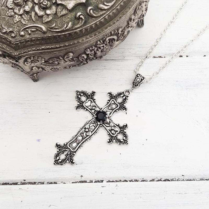 Cross Diamond Pendant Jewelry Necklace Silver Tone Gothic Punk Jewelry Fashion Glamour Statement Women Gifts