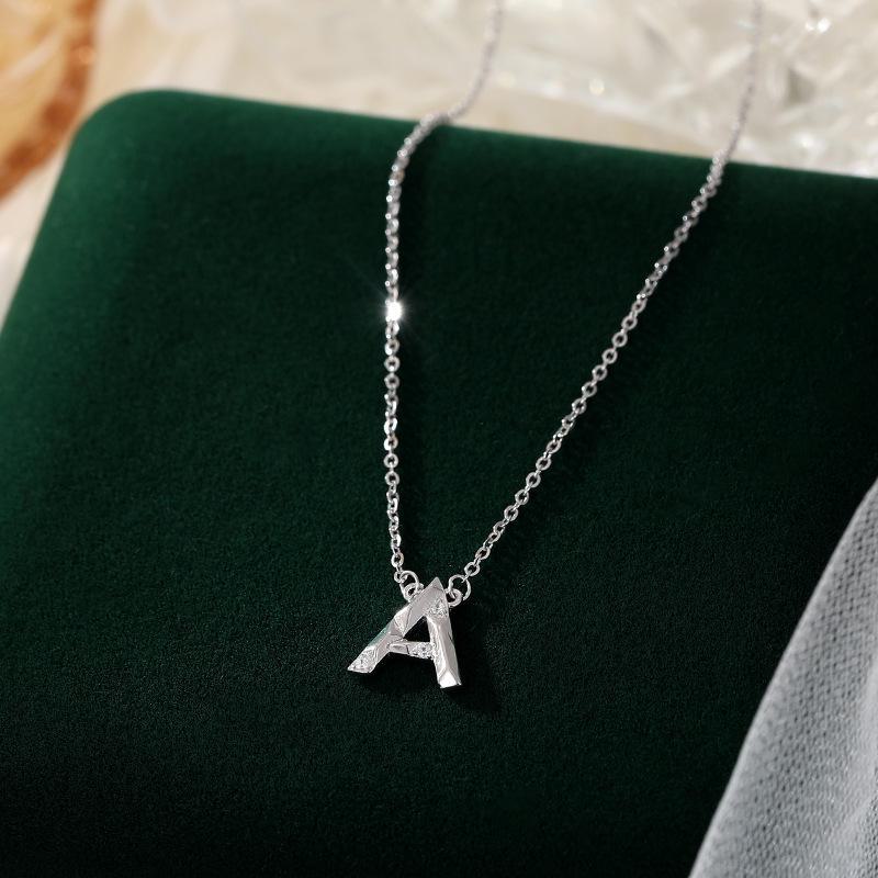 Ожерелье Banyan Tree S925 Silver Diamond с английскими буквами - элегантная и универсальная цепочка для ключицы для женщин