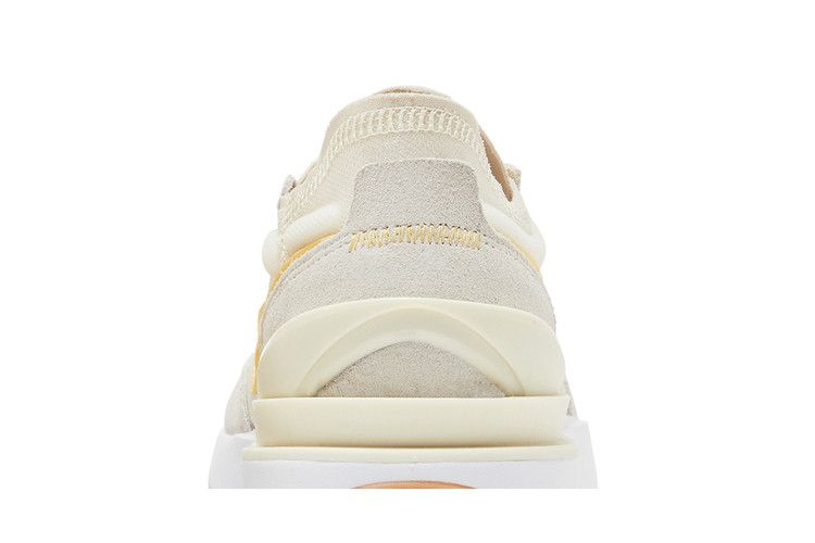 Women's Sneakers Nike Wmns Waffle One 'Sail Coconut Milk'