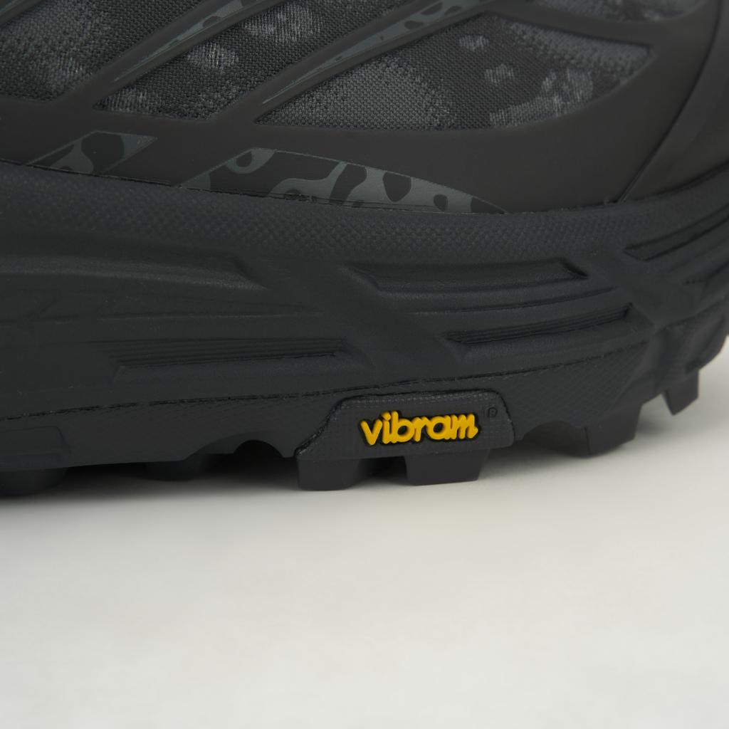 Кроссовки HOKA Mafate Three2 Tech Sleath Unisex Black Carbon-Black 1162770-BBNB