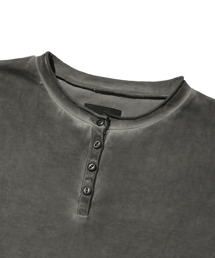 SUADE Washed Henley Neck [Charcoal Gray]