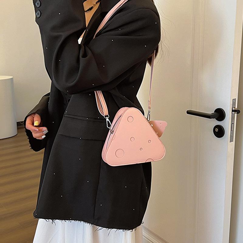 Повседневная маленькая сумка для женщин, новая модная женская индивидуальная милая модная сумка через плечо, красивая трендовая сумка через плечо