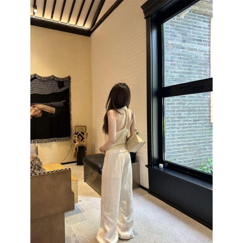 Kumikumi Design Sense Hanging Neck Swing Collar Pleat Vest Top Women Summer New Slimming Casual Pants Two-piece Set