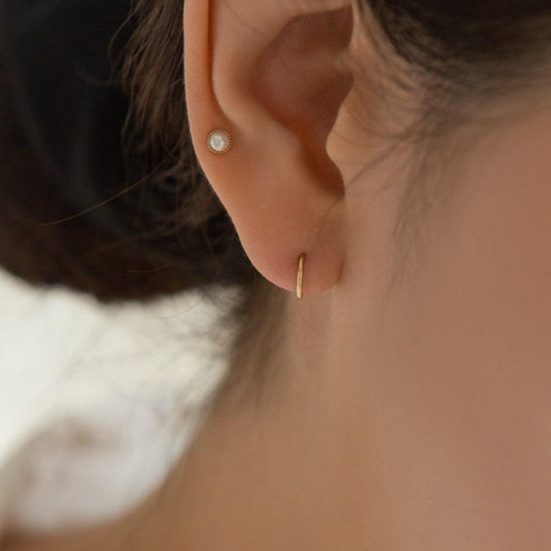 Пирсинг LUNNE 14k с жемчугом в глухом закреплении (14-каратное золото) c04