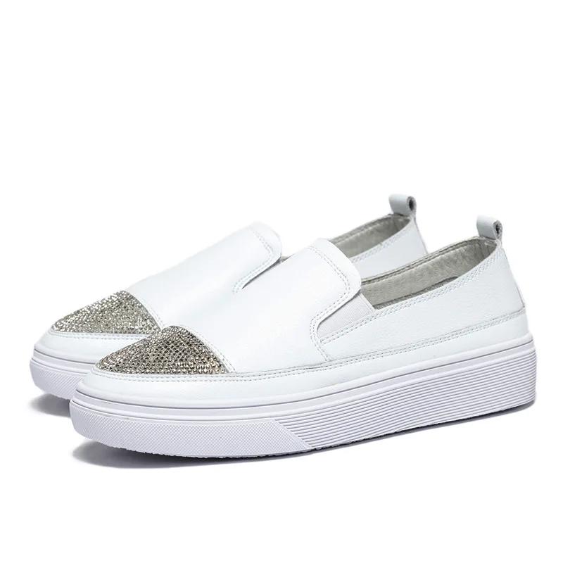 Модные женские кроссовки из натуральной кожи белого цвета со стразами на весну и осень с плоской подошвой, универсальные кроссовки для ходьбы с толстой подошвой Womendf56