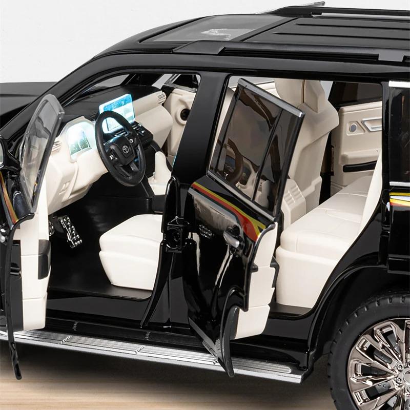 1/18 Toyota Land Cruiser LC300 ZX литая модель автомобиля литые металлические внедорожники модель автомобиля звук свет детская игрушка подарок